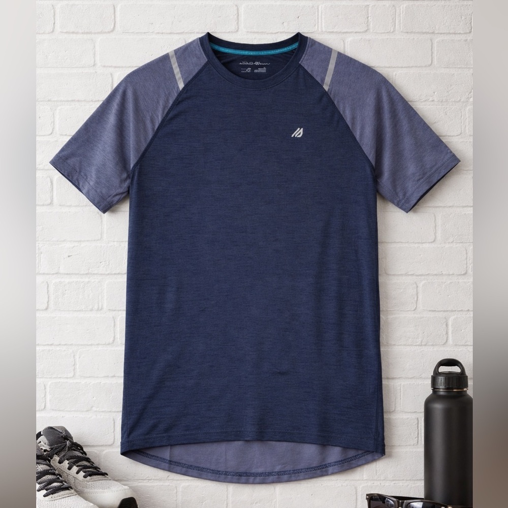 Eddie Bauer Men’s Motion Crew Knit